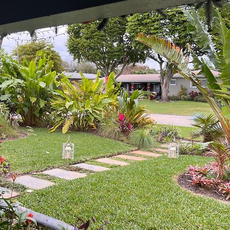 פורט לודרדייל Paradise Gardens-Wilton Manors- Male Only מראה חיצוני תמונה